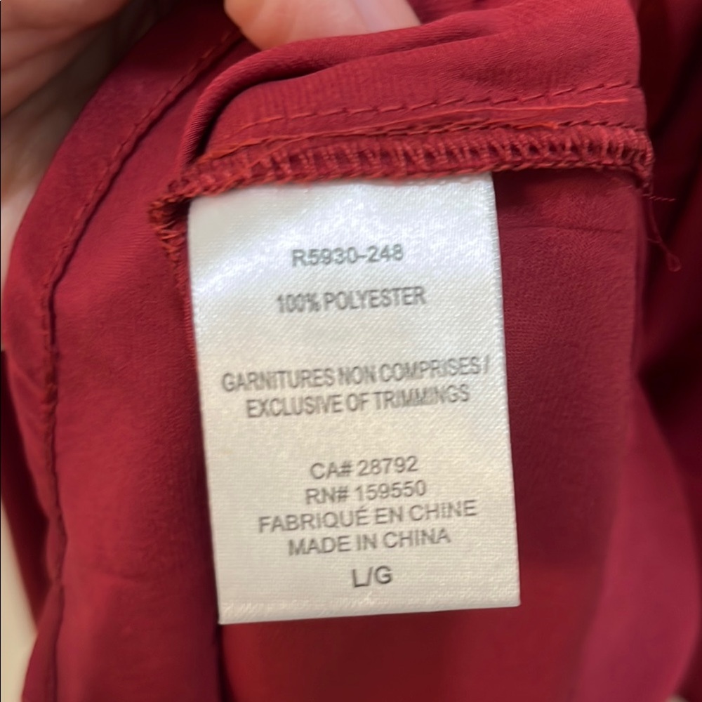 Renuar Elegant Maroon Red Long Sleeve Blouse with Mandarin Collar and cuffs NWOT - Picture 9 of 14